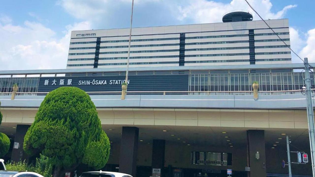 Toyoko Inn Shin-Osaka Chuo-Guchi Shinkan Экстерьер фото