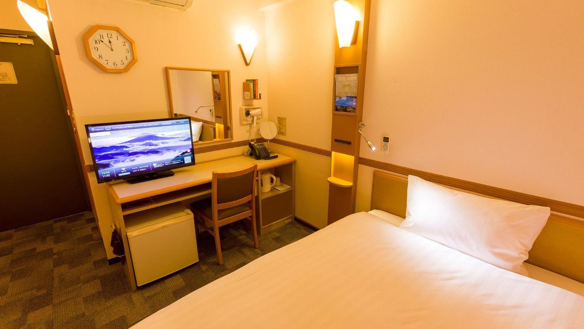 Toyoko Inn Shin-Osaka Chuo-Guchi Shinkan Номер фото
