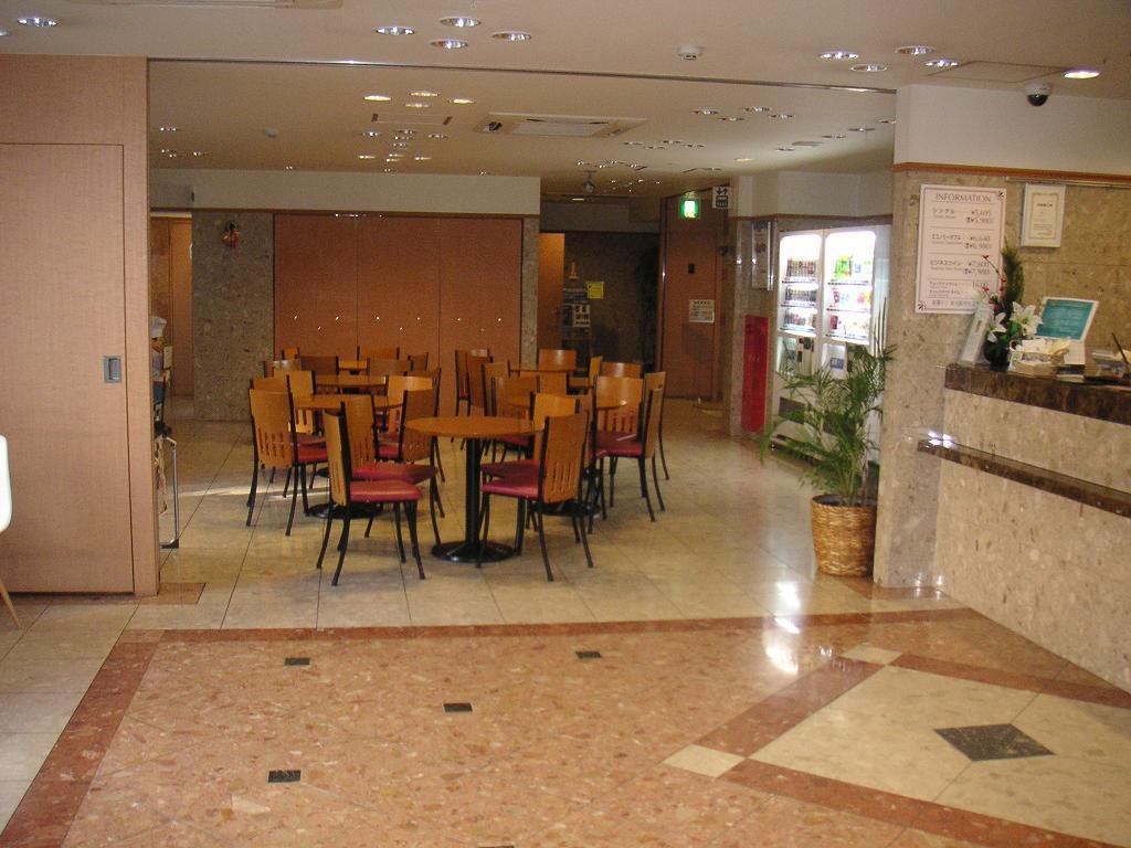 Toyoko Inn Shin-Osaka Chuo-Guchi Shinkan Экстерьер фото