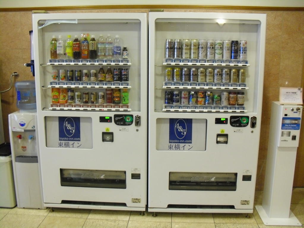 Toyoko Inn Shin-Osaka Chuo-Guchi Shinkan Экстерьер фото