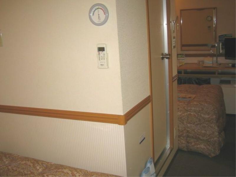 Toyoko Inn Shin-Osaka Chuo-Guchi Shinkan Экстерьер фото